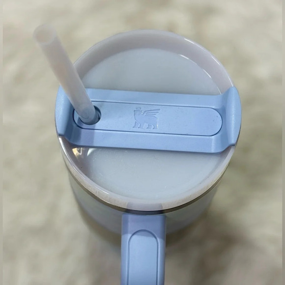 Stanley 40 oz. Quencher H2.0 FlowState Tumbler Cool Serene Brushstroke - Picture 5 of 14